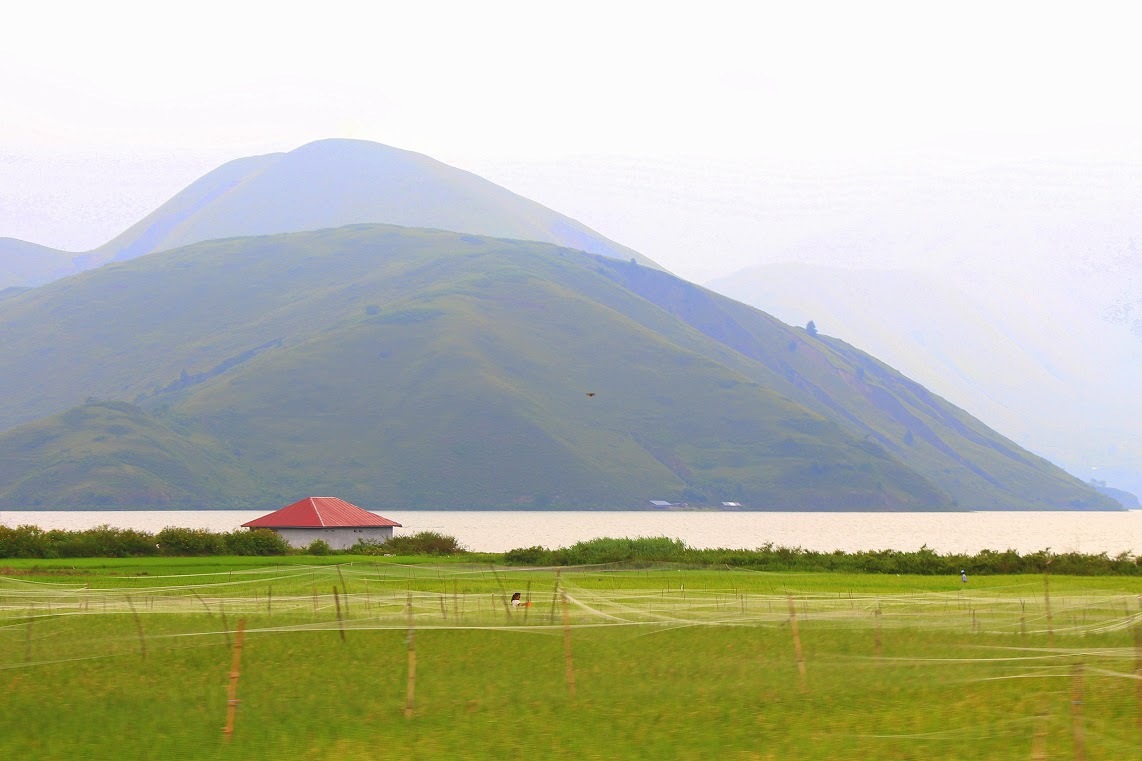 IMG_2819 — Lake Toba